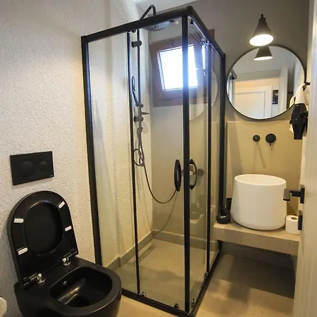 Alp Mandalin * אקיאקה