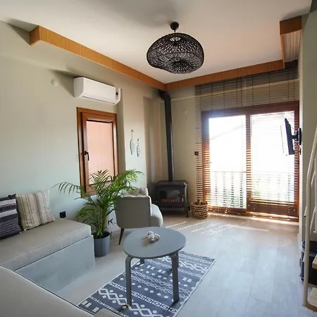 Alp Mandalin Apartment