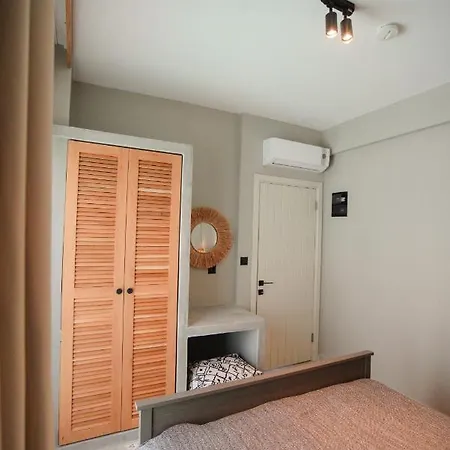 Alp Mandalin 公寓 *