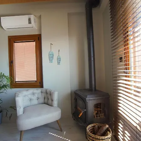 Alp Mandalin אקיאקה